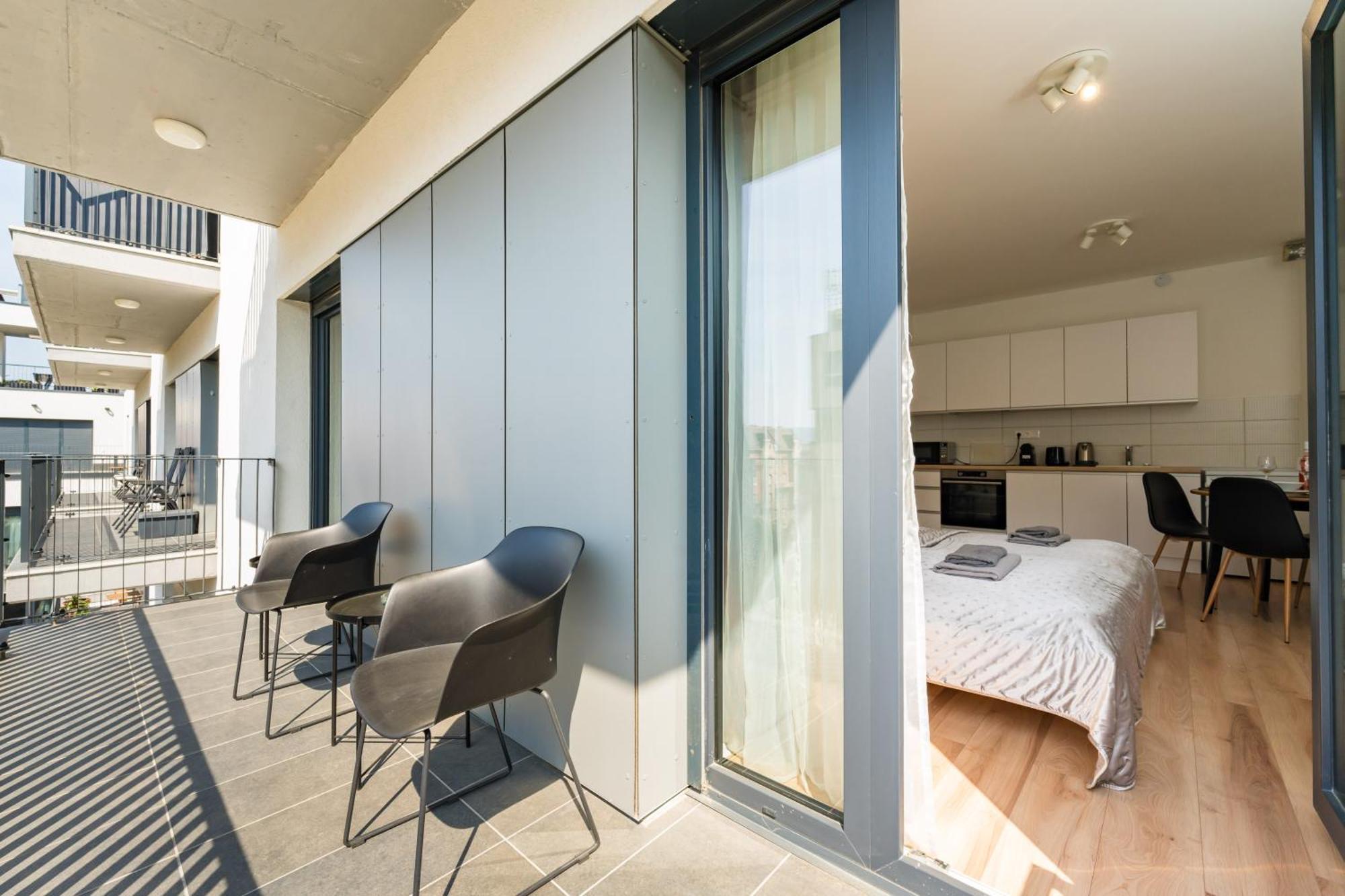Brand New Modern Apartment-2 Rooms-Balcony-Garage 布达佩斯 外观 照片
